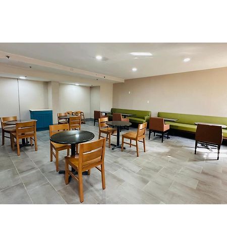 Country Inn & Suites By Radisson, Canton Near Hall Of Fame North Canton Kültér fotó