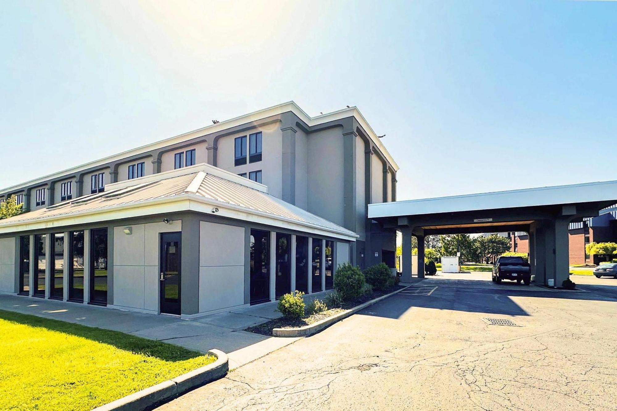 Country Inn & Suites By Radisson, Canton Near Hall Of Fame North Canton Kültér fotó